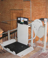 servoscala con piattaforma