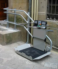 servoscala con piattaforma
